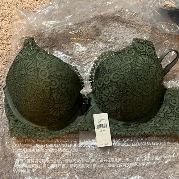 2 Aerie Real Power Plunge Push Up Joy Lace Bras - Picture 8 of 15